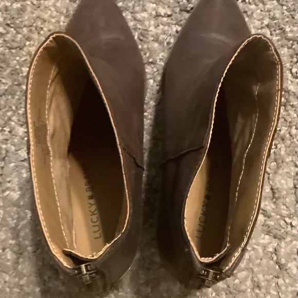 Lucky Brand Adalan Back Zip Dark Chocolate Brown Pointy Toe Block Heel Bootie - Picture 9 of 11